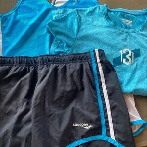 3 pc Lot Saucony Womens Med Running Shorts, Tank, half marathon 13.1 tshirt